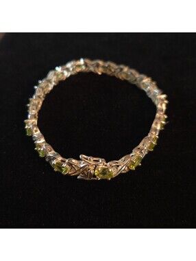 Vintage 7 1/2" Sterling Silver and Peridot Tennis Bracelet